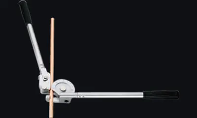 Step 1 Insert the correct size tube and bend to 90°